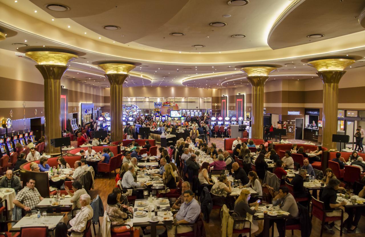 Hotel Y Casino Del Rio - General Roca Exterior photo